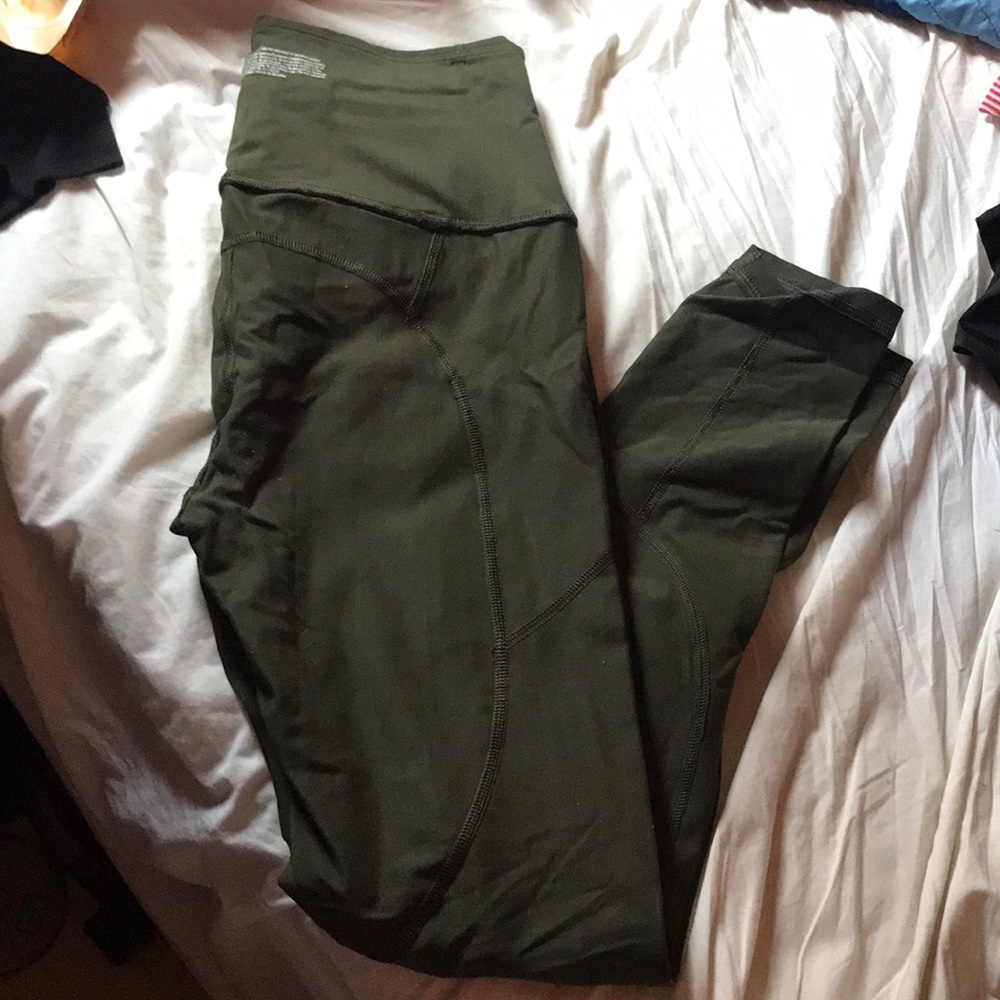 VS Olive green leggings